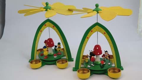 Pyramide "Kücken" u. "Marienkäfer"